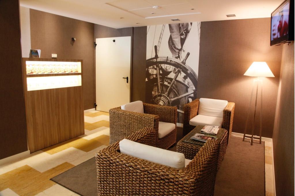 Hotel Majorca Sul Mare In Centro A Riccione Bagian luar foto