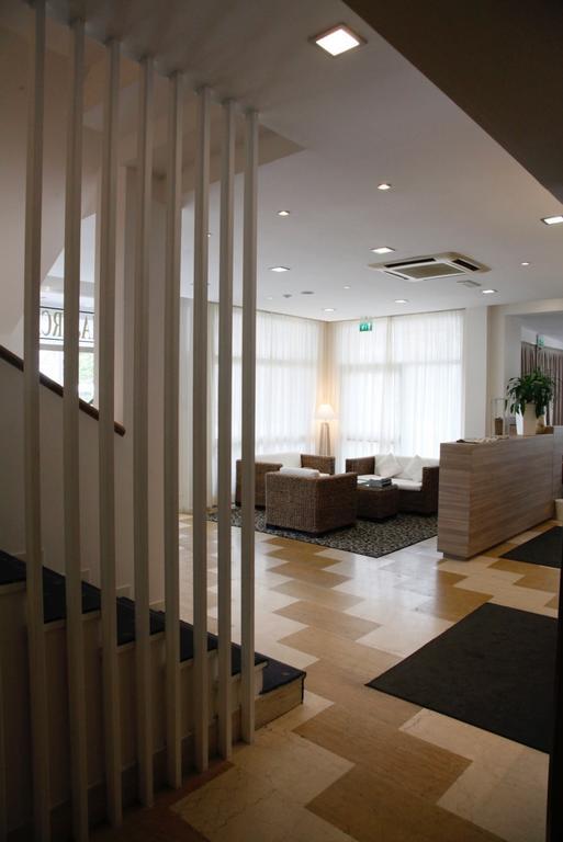 Hotel Majorca Sul Mare In Centro A Riccione Bagian luar foto